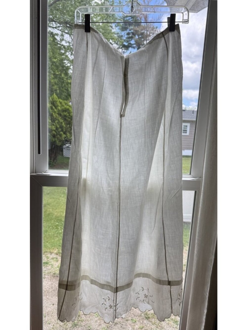 Antique Victorian Edwardian Ivory Cotton Embroidered Petticoat Skirt C. 1900